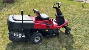 Zahradní traktor VeGA V12577 HYDRO - 6