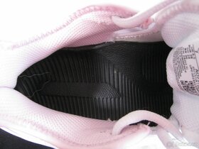 Dívčí dámská volnočasová obuv NIKE AIR MAX - 6