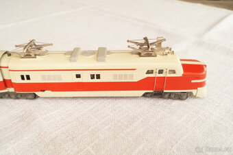LOKOMOTIVY, Märklin ST 800, železniční vagón, červeno-krémov - 6