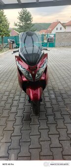 Suzuki Burgman 400 - 6