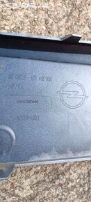 Prodám přední nárazník na Opel Corsa 2019-2013 - 6
