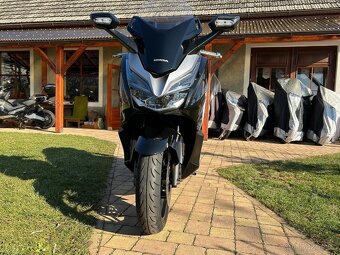 Honda Forza 300 - 6