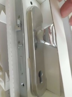 Nový Samozamykací Bezpečnostní Zámek BERA 92 s Kováním a Fab - 6