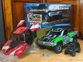 TRAXXAS UDR 1/7 SCALE RC - 6