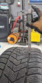 Alu kola RIAL (Porsche design) 5x120 r19 vč. dvou sad pneu - 6