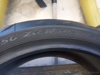 Prodám pneu Metzeler roadtec 01 rozměry 190/50 zr17 - 6