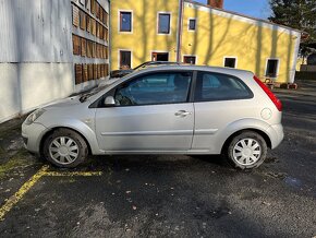 FORD Fiesta 1,3 rv 2007 - 6