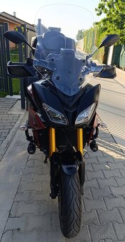Yamaha - 6