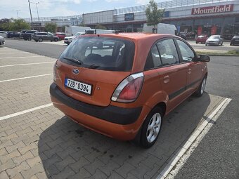 Kia Rio 1.4 71 kw - 6