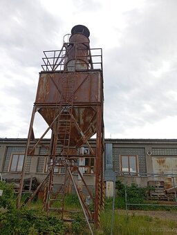 Silo - 6