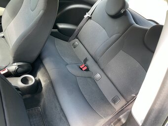 Mini Cooper One - 6