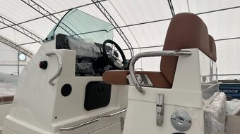 Motorový člun Medline 750 NEO Hypalon + Mercury F225 XL DS - 6