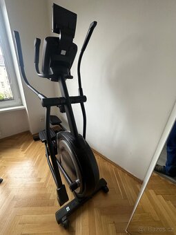 NordicTrack C5.5 – eliptický trenažér, výborný stav - 6
