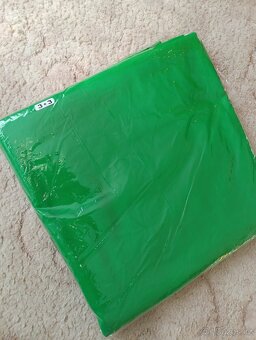 Zelené fotopozadí 3 x 3 m + podpěrný systém 3 m - 6