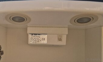 Koupelnová skříňka dřevěná se světlem - 6