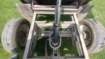 Prodám hydraulicky sklápěný přívěs za traktor - 6