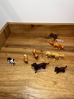 Schleich sada koně a psi - 6