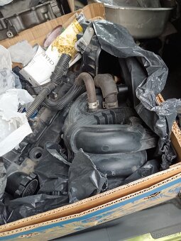 Daihatsu Cuore, motor 1 KR - 6