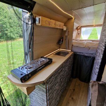 Obytné Iveco Daily - 6