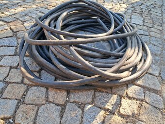 Pocínovaný gumový kabel 4x2.5mm - 6