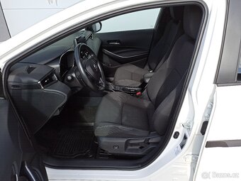 TOYOTA COROLLA 2.0 HYBRID e-CVT 112kW - 6