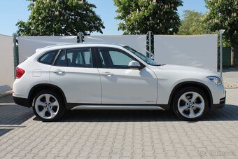 BMW X1 2.0d 105kW XDrive + Navi + Xenon + - 6