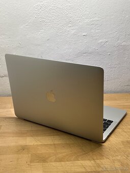 MacBook Pro 13” 2017/16GB RAM/i5/256GB SSD/ Záruka - 6
