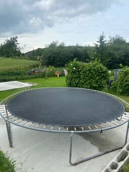 Skákací trampolína - 6