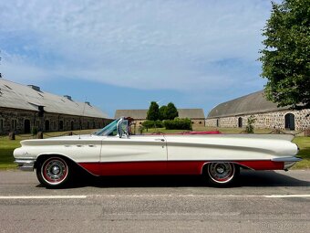 1960 Buick Lesabre Convertible - 6