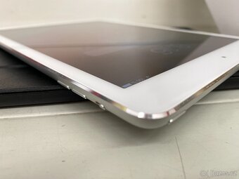 Apple iPad 10.2 (2020), 32GB Wi-Fi + Cellular - 6