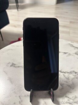 iPhone 8 top stav - 6