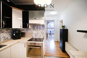 Prodej bytového domu s komerčními prostory v srdci Ostravy,  - 6