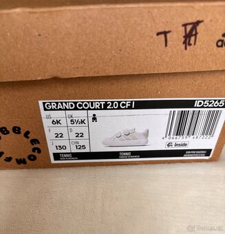 Botičky pro holčičku,značky Adidas,vel.22 - 6