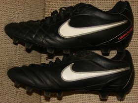 Nové kopačky Adidas Predator a jiné fotbalové: Nike, Umbro - 6