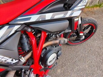 Beta 125 Motard 4t - 6