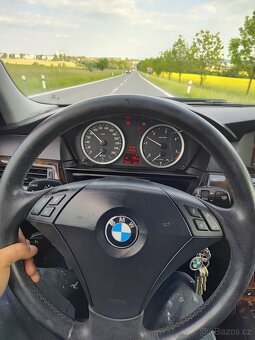 BMW 525d e61 manuál pouze kosmetické vady prave dveře - 6