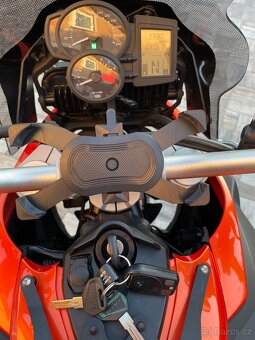 BMW F800 GS 2011, zánovní stav - 6