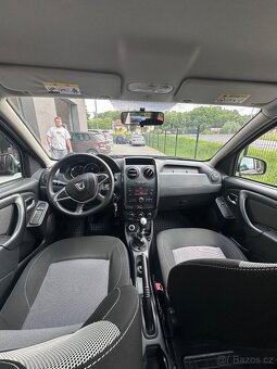 Dacia Duster 1.6 4x4 - 6