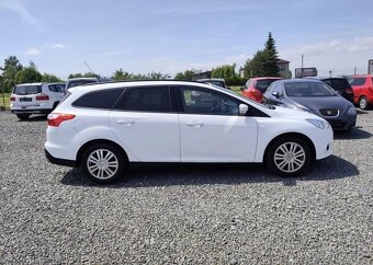 Ford Focus 1.0 74Kw, Výhřev. sed., Klima benzín manuál 74 kw - 6