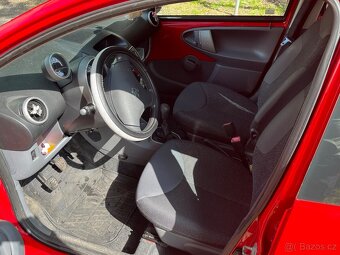 Peugeout 107 1.0i r.v. 2008 - 6