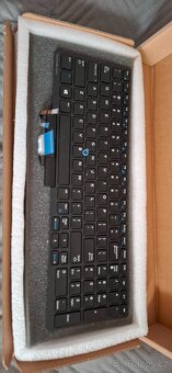 Dell e5570 v nejvyšší výbavě, co se vyráběl (včetně přísluše - 6