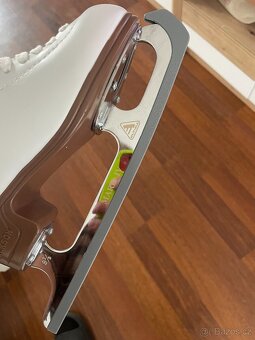 Krasobrusle Jackson Artiste vel.32 - 6