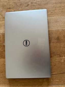 Dell XPS 13 (9360) – i7 / 8gb RAM / SSD / - 6