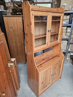PŘÍBORNÍK- VITRÍNA IKEA LEKSVIK - 6