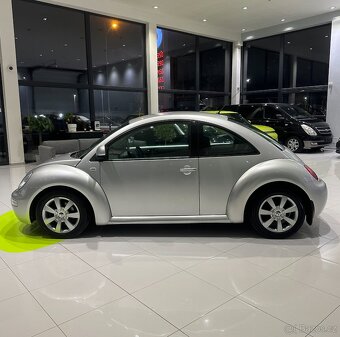 Volkswagen New Beetle, 2.0 Benzin Ojeté, 7/2000, 153 400 km - 6