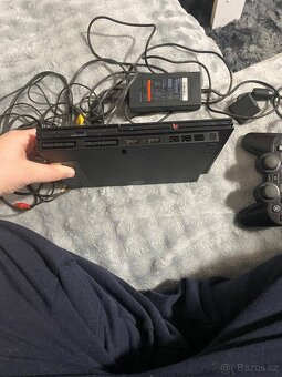Prodám PlayStation 2 - 6