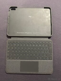 Apple iPad Air 4. generace 64 GB + příslušenství - 6