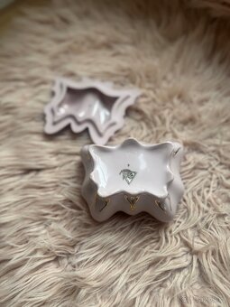 Růžový porcelán dóza Motýl - 6