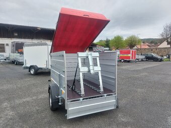 přívěsný vozík pro hasiče s držákem PS12 - 6