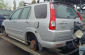 ND z Honda CR-V 2204.cm3 103.kw nafta r.v.2005 (K31) - 6